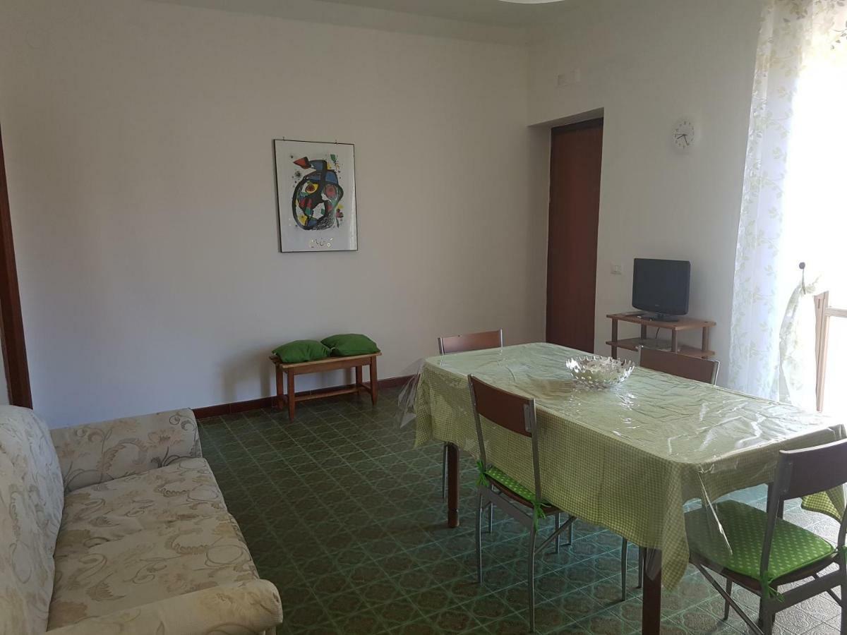 Casa Vacanza Xenia Аджерола Экстерьер фото
